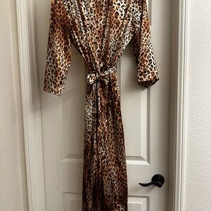 Intimo Leopard Print Satin Robe